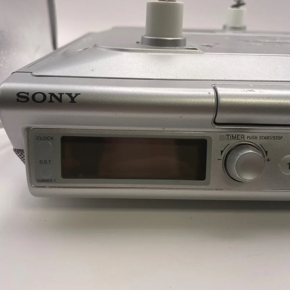 Sony ICF-CD543RM Under Cabinet CD Clock Radio Mega Bass Silver FM AM Weather